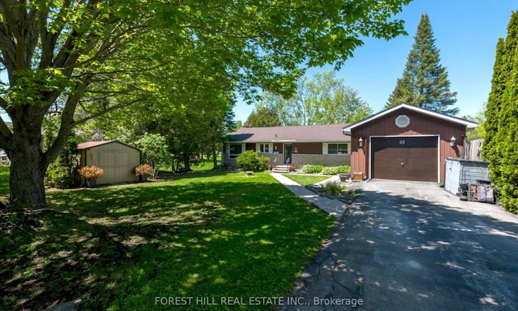 55 Poplar Crescent