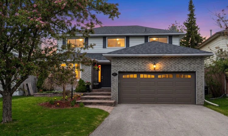37 Laurentian Lane