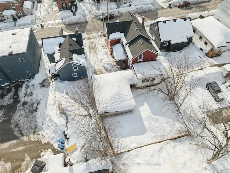 16 Albert Street N, Orillia, ON, L3V 5K1 - 41