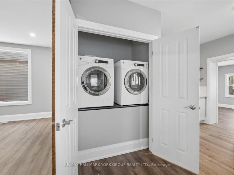 16 Albert Street N, Orillia, ON, L3V 5K1 - 34
