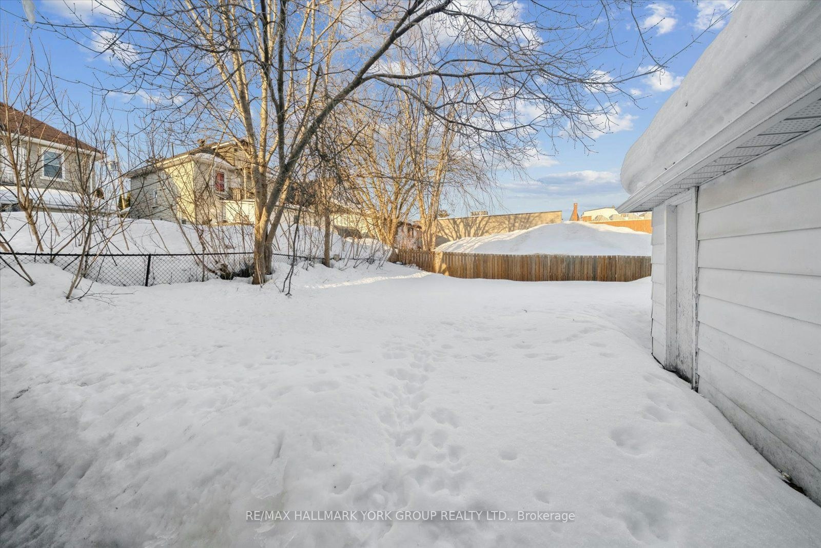 16 Albert Street N, Orillia, ON, L3V 5K1 - 37