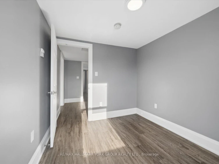 16 Albert Street N, Orillia, ON, L3V 5K1 - 10
