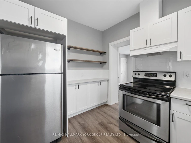 16 Albert Street N, Orillia, ON, L3V 5K1 - 23