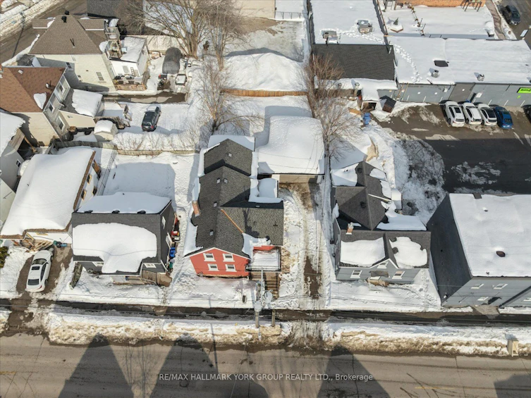 16 Albert Street N, Orillia, ON, L3V 5K1 - 44