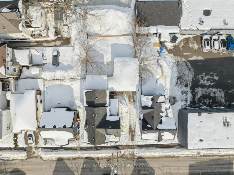 16 Albert Street N, Orillia, ON, L3V 5K1 - 42