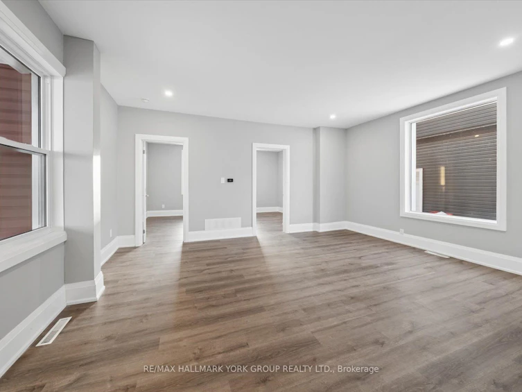 16 Albert Street N, Orillia, ON, L3V 5K1 - 27