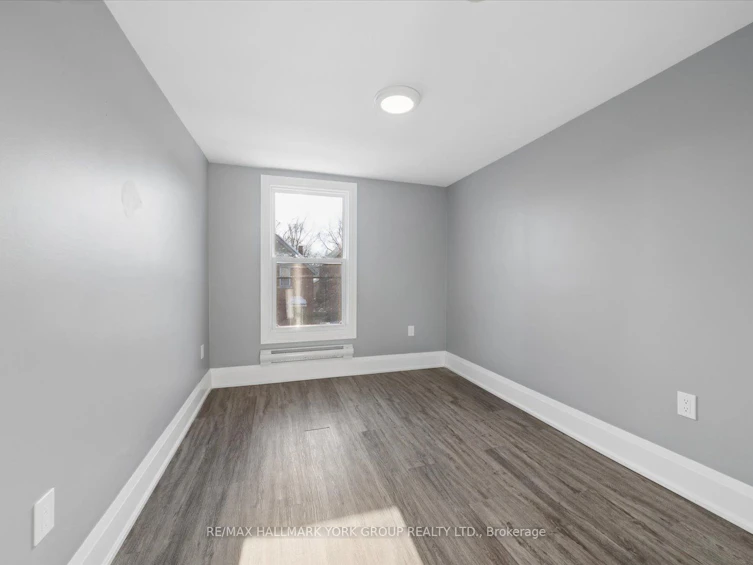 16 Albert Street N, Orillia, ON, L3V 5K1 - 13