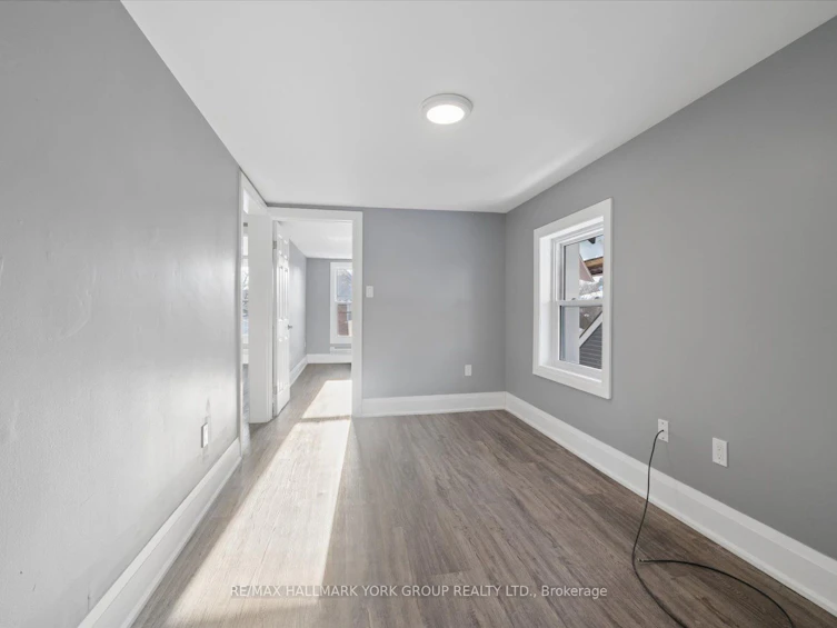 16 Albert Street N, Orillia, ON, L3V 5K1 - 12
