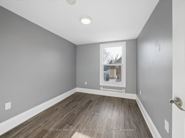 16 Albert Street N, Orillia, ON, L3V 5K1 - 9