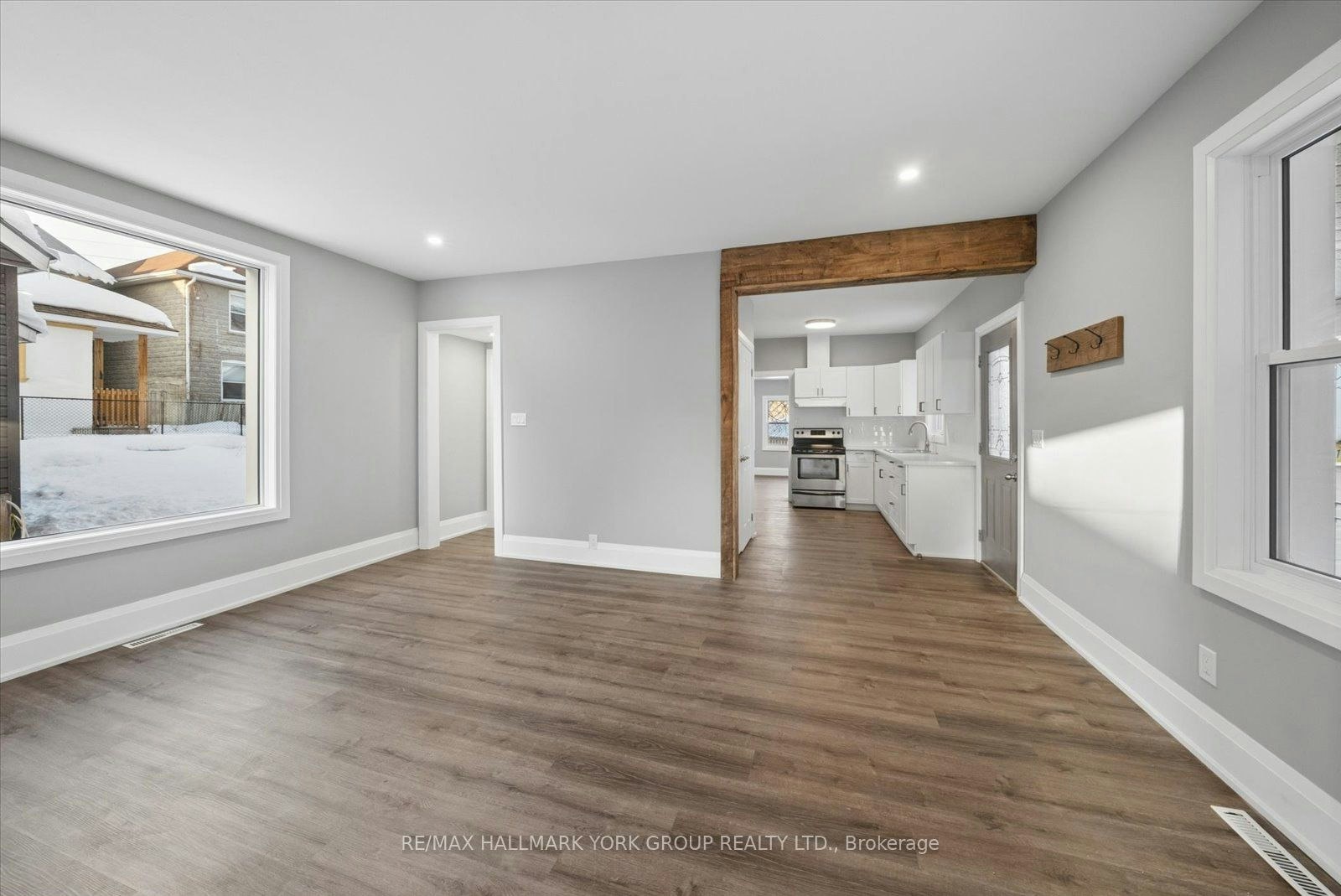 16 Albert Street N, Orillia, ON, L3V 5K1 - 25