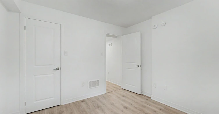 Lower-112 West Oak Trail, Barrie, ON, L9J 0L1 - 7