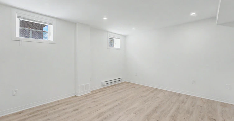 Lower-112 West Oak Trail, Barrie, ON, L9J 0L1 - 4
