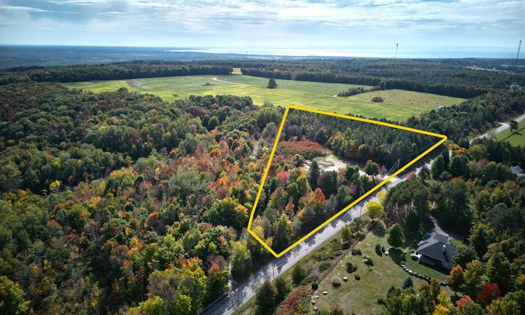 LT9 Concession 15 Road E