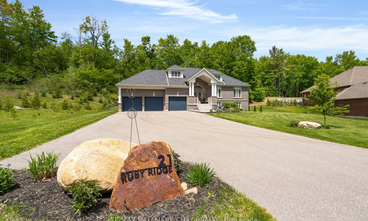 21 Ruby Ridge