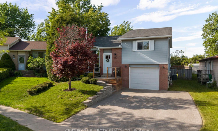 113 Hickling Trail
