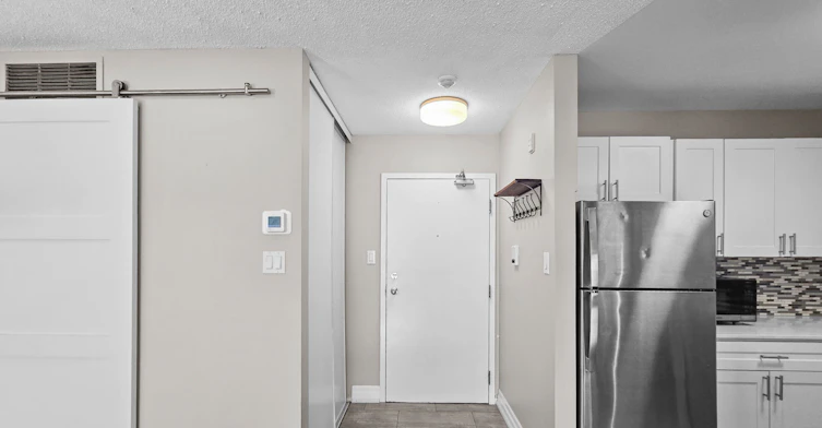 204-120 Bell Farm Road N, Barrie, ON, L4M 6J2 - 10