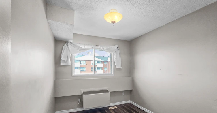 204-120 Bell Farm Road N, Barrie, ON, L4M 6J2 - 12