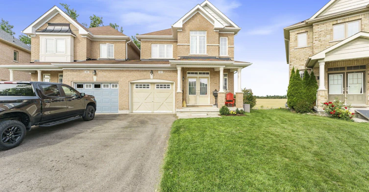 42 Forsyth Crescent, Barrie, ON, L4N 7T4