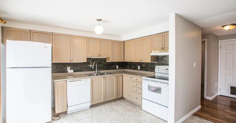 11 Butternut Drive, Barrie, ON, L4N 0E1 - 13