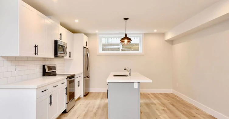 4 Centre Street, Barrie, ON, L4N 3L4 - 6