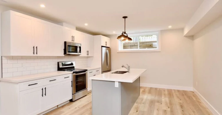 4 Centre Street, Barrie, ON, L4N 3L4 - 7
