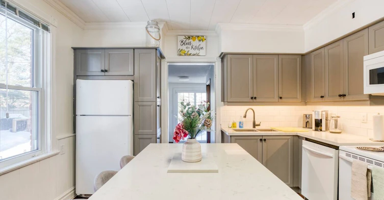 44 Brock Street, Barrie, ON, L4N 2L7 - 9
