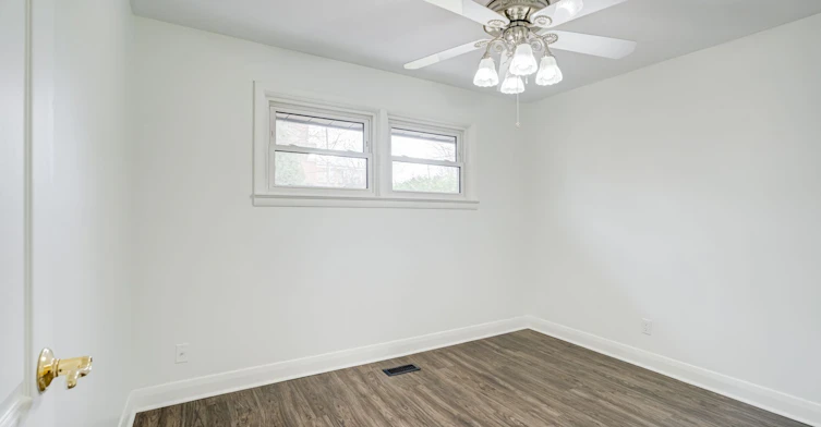Main-22 Drury Lane, Barrie, ON, L4M 3C6 - 11
