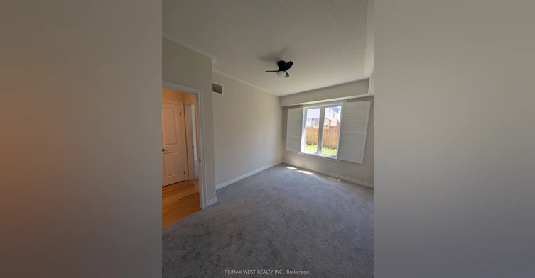 2-33 Bannister Road, Barrie, ON, L9J 0L5 - 2