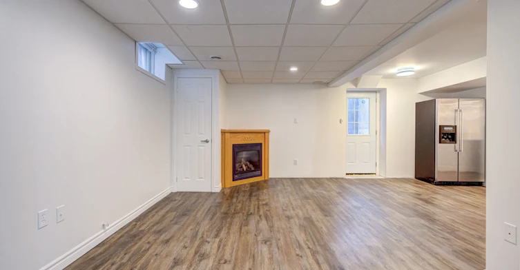 Lower Unit-47 Mcveigh Drive, Barrie, ON, L4N 7E4 - 4