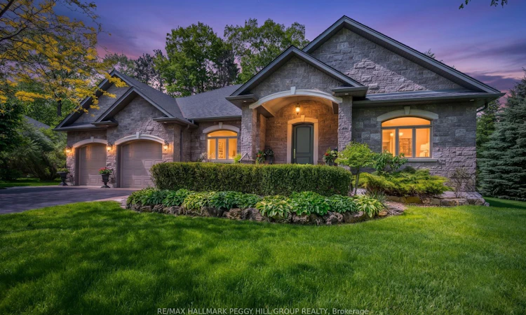 2 Hilltop Court