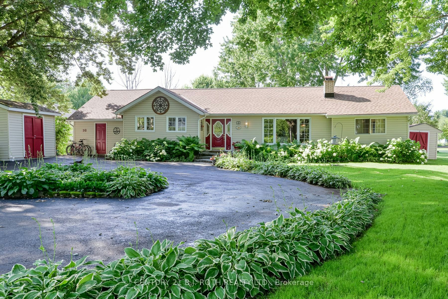 16 Old Indian Trail W, Ramara, ON, L0K 1B0