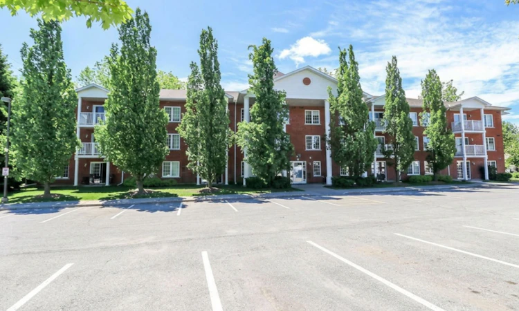 212-49 Jacobs Terrace
