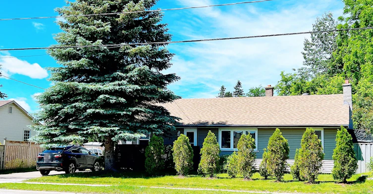 82 Patterson Road, Barrie, ON, L4N 3W2