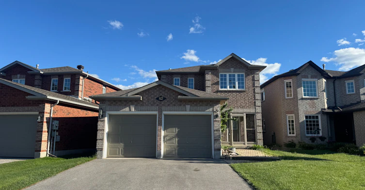 82 Kenwell Crescent, Barrie, ON, L4N 0Z6