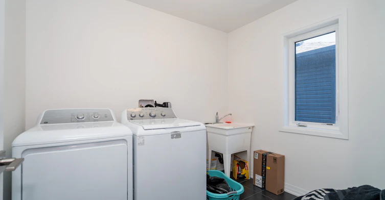 3700 Quayside Drive, Severn, ON, L3V 6H3 - 46