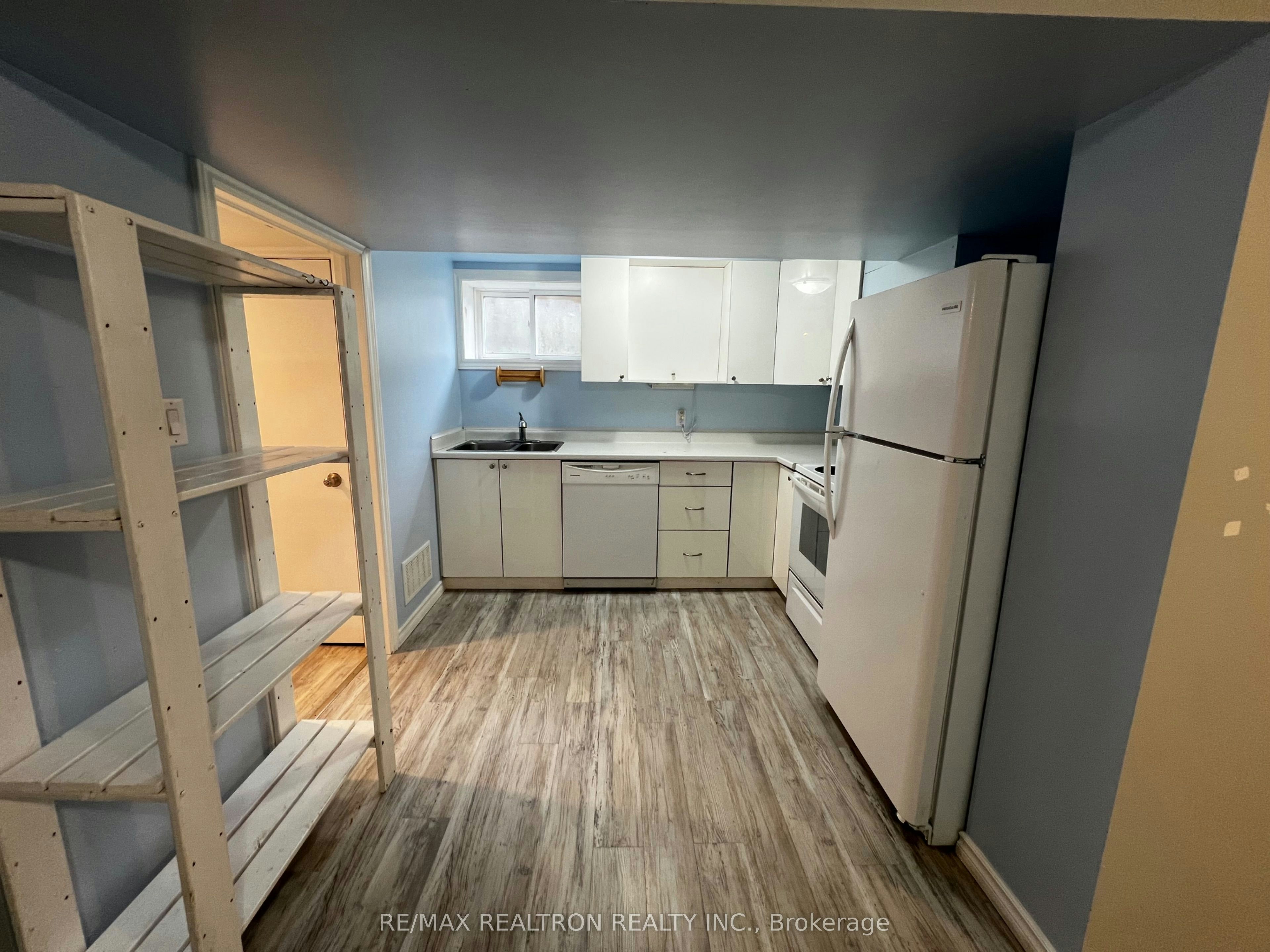 LOWER-244 St Vincent Street, Barrie, ON, L4M 3Z8 - 9