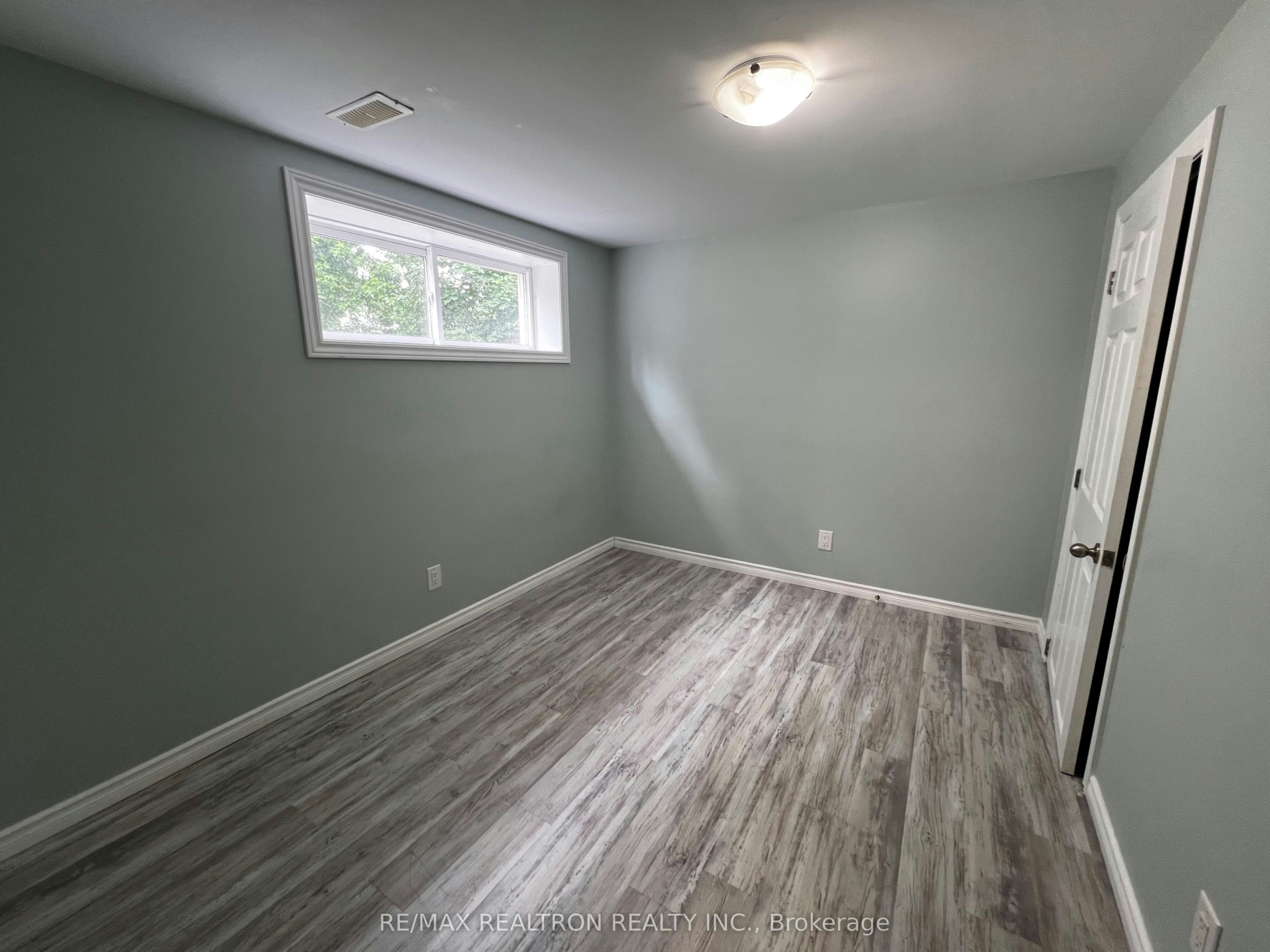 LOWER-244 St Vincent Street, Barrie, ON, L4M 3Z8 - 12