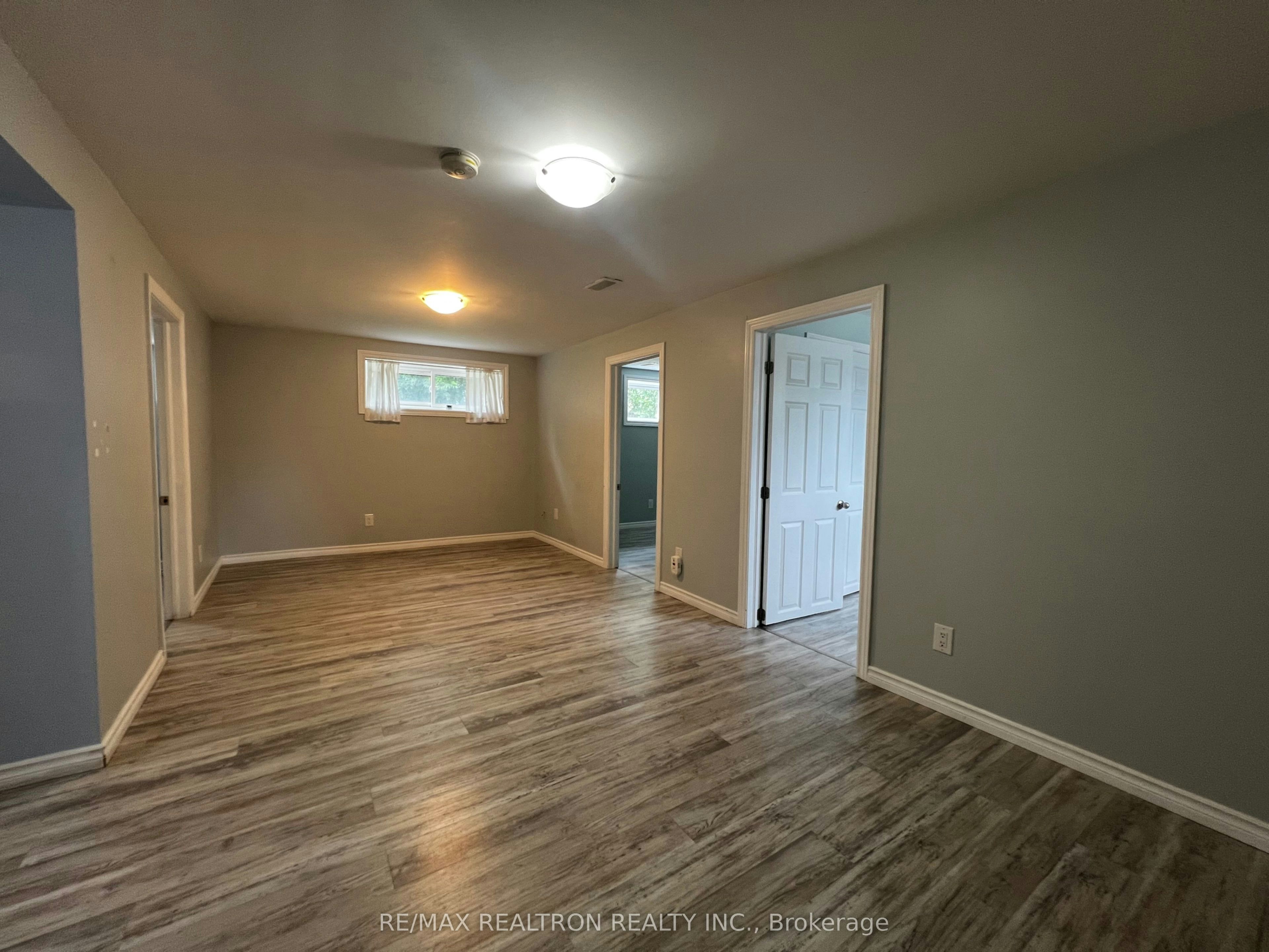 LOWER-244 St Vincent Street, Barrie, ON, L4M 3Z8 - 11