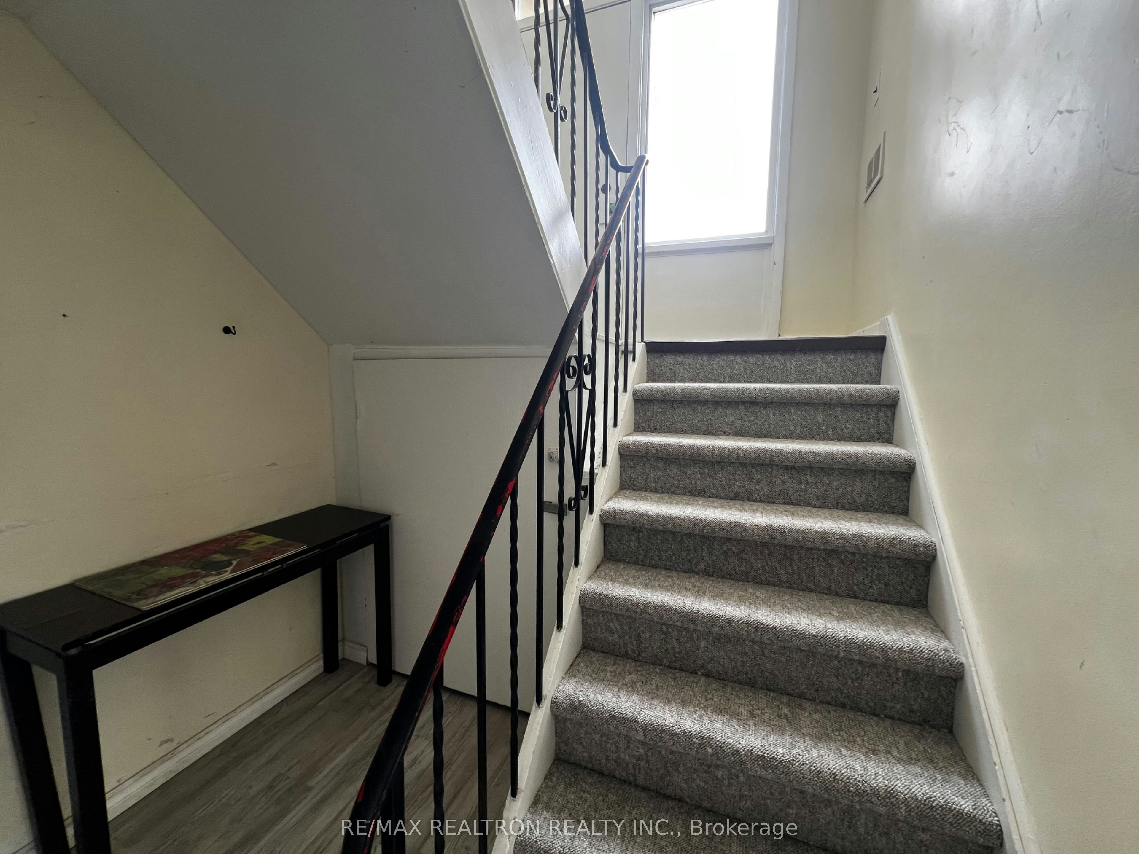 LOWER-244 St Vincent Street, Barrie, ON, L4M 3Z8 - 5