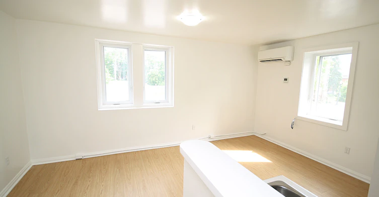 1-58 Queen Street W, Springwater, ON, L0L 1P0 - 2