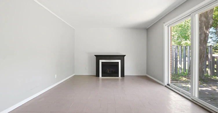 Lower-13 Springdale Drive, Barrie, ON, L4M 5A7 - 4