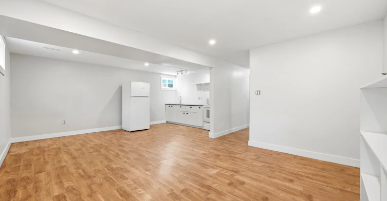 Lower-13 Springdale Drive, Barrie, ON, L4M 5A7 - 8
