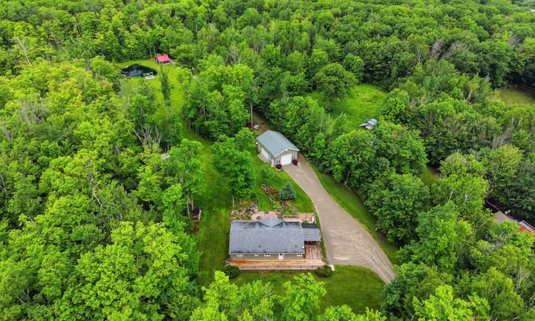 3196 Fesserton Side Road