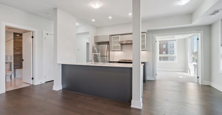 102-6 Spice Way, Barrie, ON, L9J 0J9 - 20