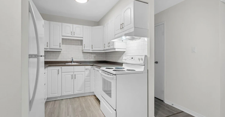 B04-126 Bell Farm Road, Barrie, ON, L4M 6J3 - 13
