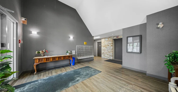 B04-126 Bell Farm Road, Barrie, ON, L4M 6J3 - 2