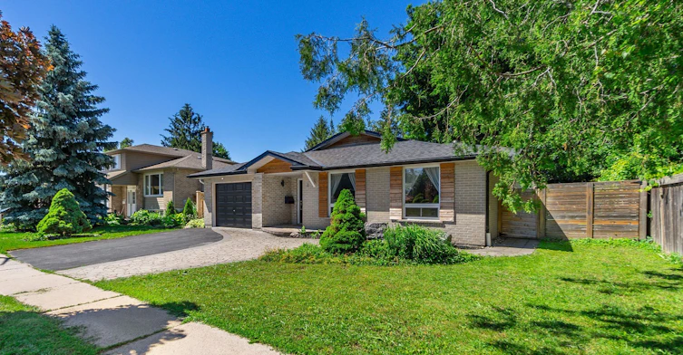 Upper-4 Patricia Avenue, Barrie, ON, L4M 3J7 - 4