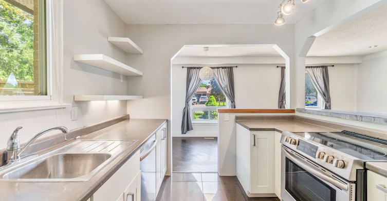 Upper-4 Patricia Avenue, Barrie, ON, L4M 3J7 - 20