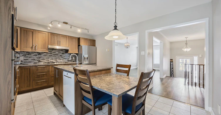 75 Coleman Drive, Barrie, ON, L4N 0P1 - 7