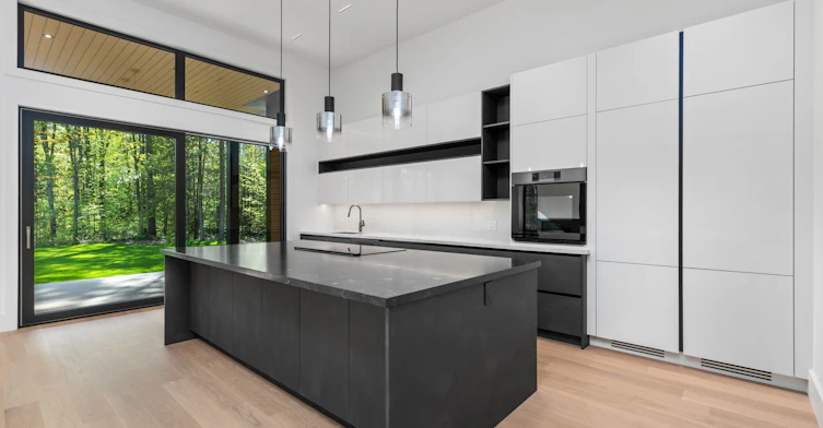 1318 Tiny Beaches Rd S Road, Tiny, ON, L0L 2T0 - 9